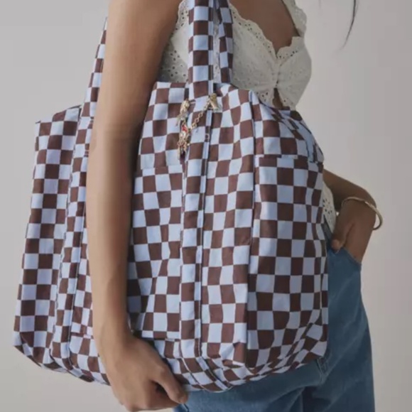 Baggu special edition Our Cloud Carry ON bag - Picture 1 of 9